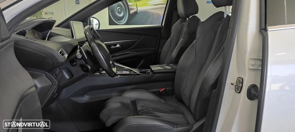Peugeot 3008 2.0 BlueHDi GT EAT8 - 18