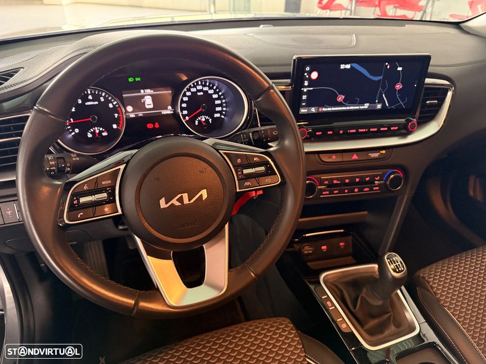 Kia XCeed - 9