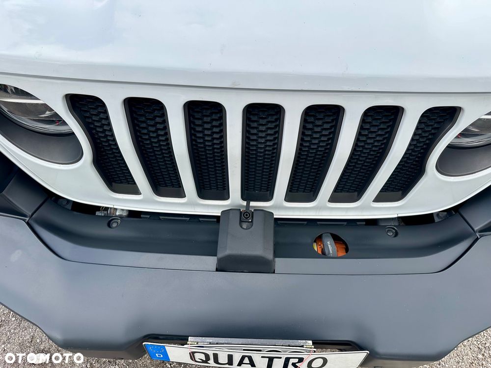 Jeep Wrangler Unlimited GME 2.0 Turbo Sahara - 11