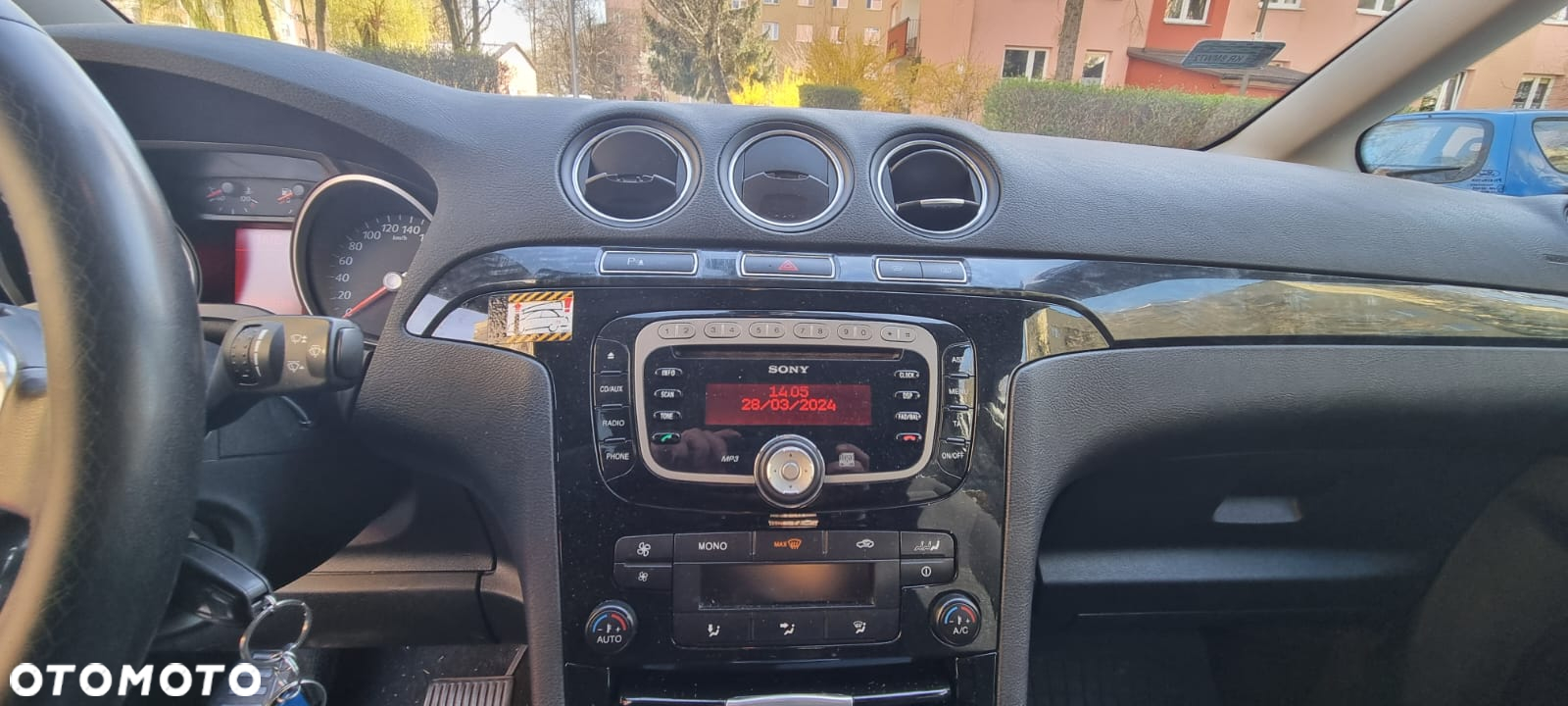 Ford Galaxy - 7