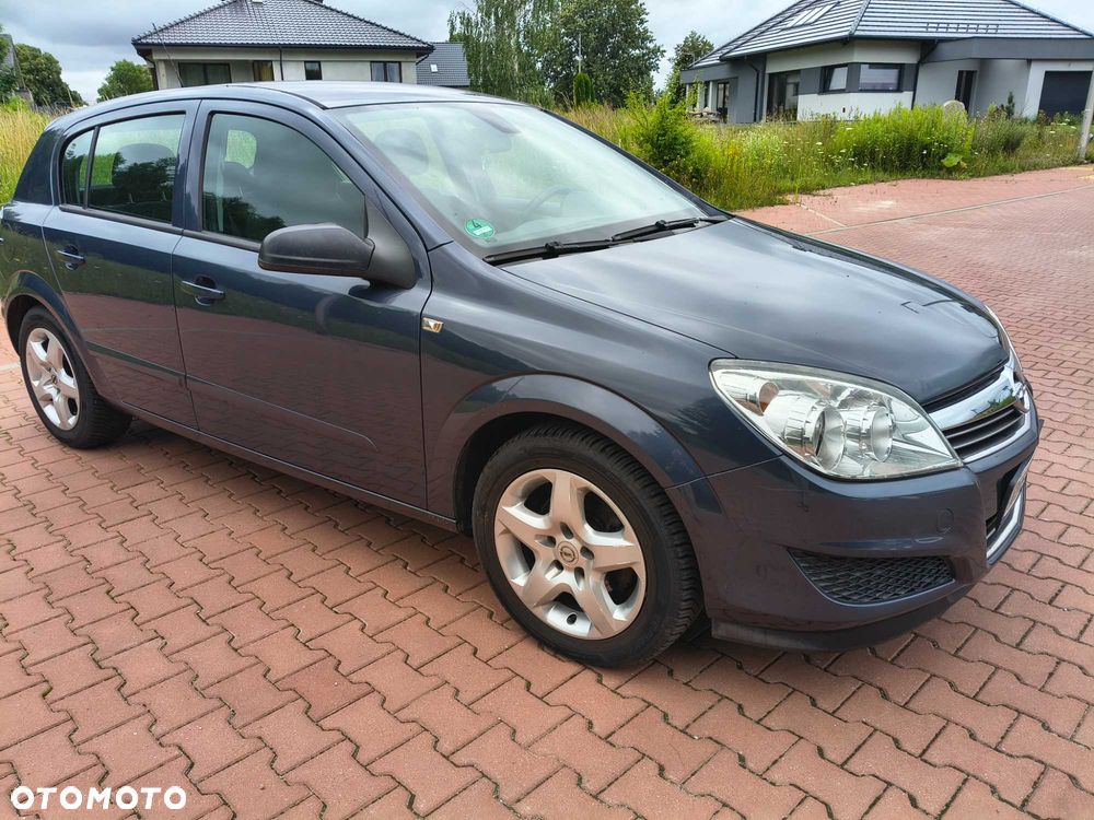 Opel Astra - 2