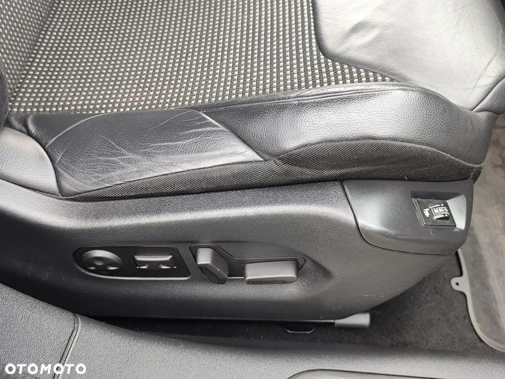 Citroën C5 2.0 HDi Exclusive - 32