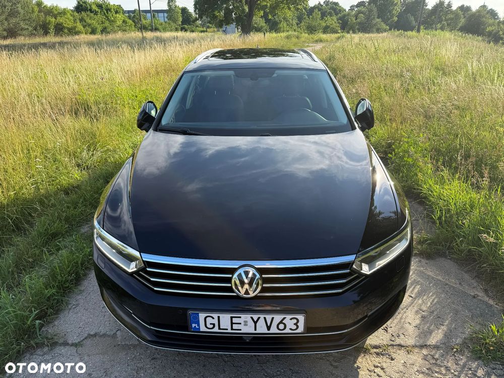 Volkswagen Passat 2.0 TDI SCR Highline DSG - 2