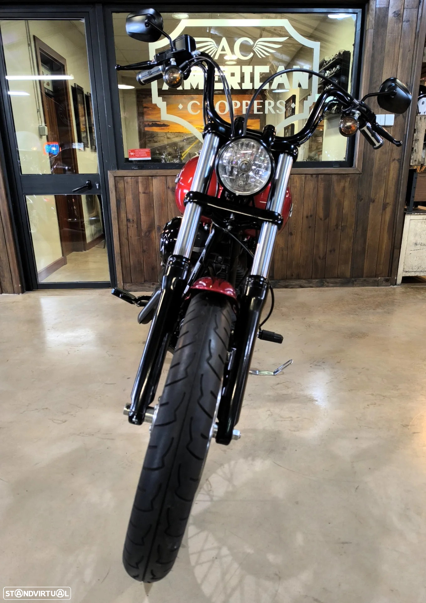 Harley-Davidson Dyna STREET BOB - 9