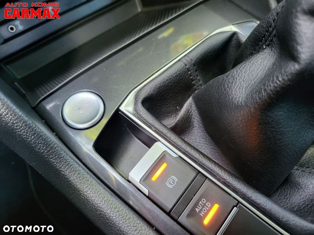 Volkswagen Tiguan - 25