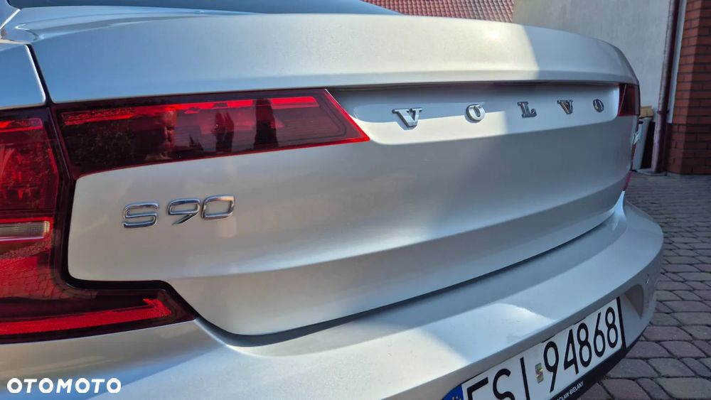 Volvo S90 - 19