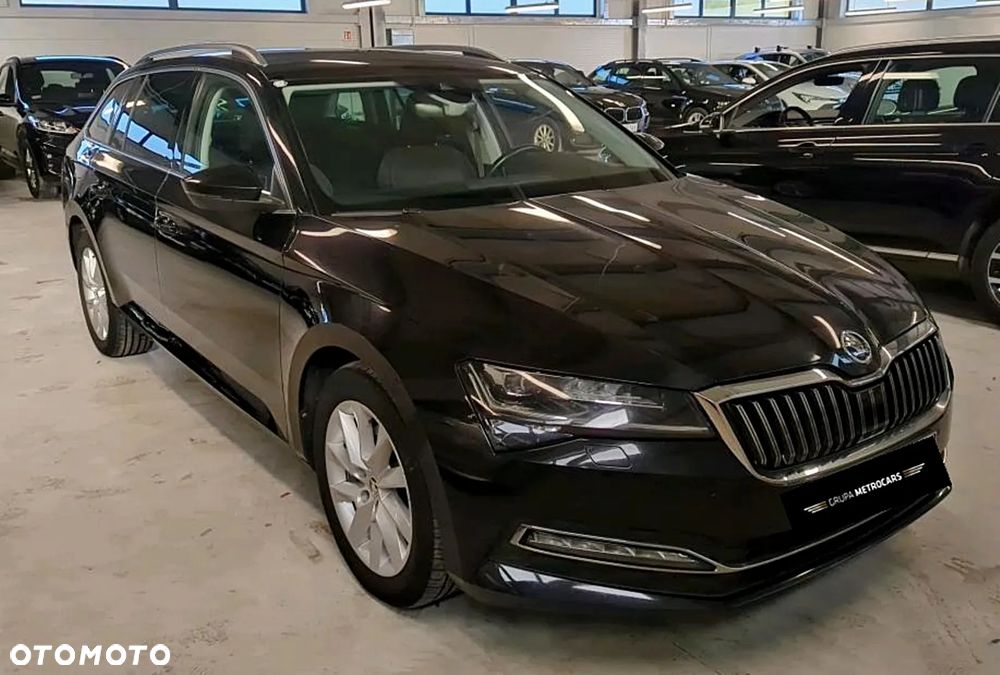 Skoda Superb 2.0 TDI SCR 4x4 Style DSG - 6