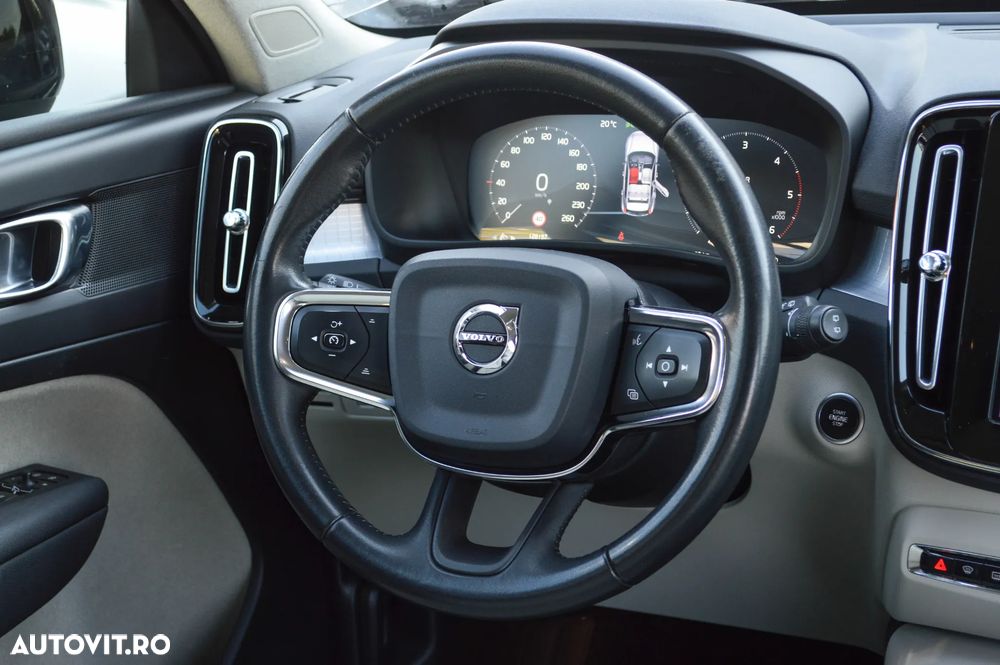 Volvo XC 40 D4 AWD Inscription - 31