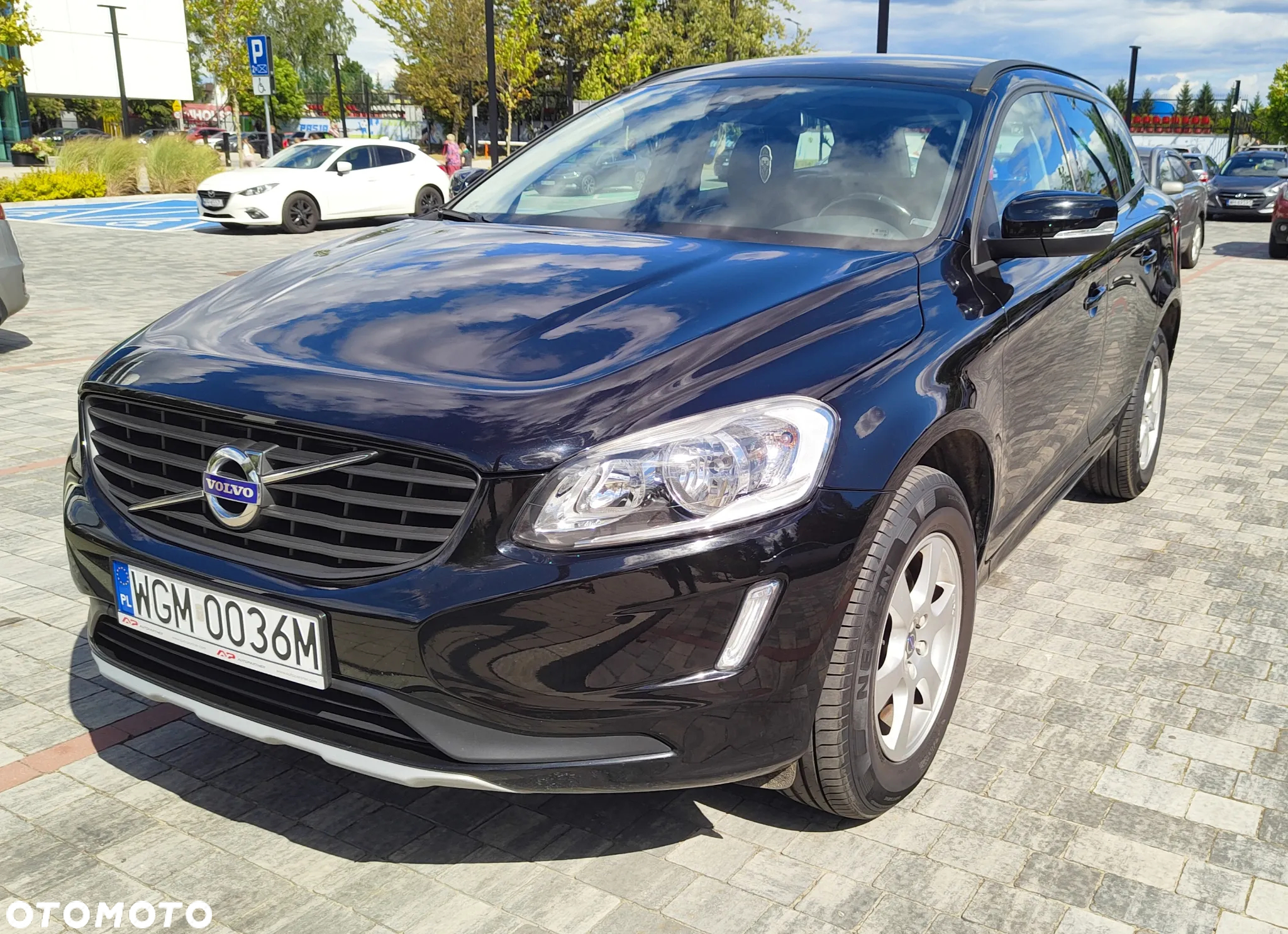 Volvo XC 60 D3 Drive-E Momentum - 2