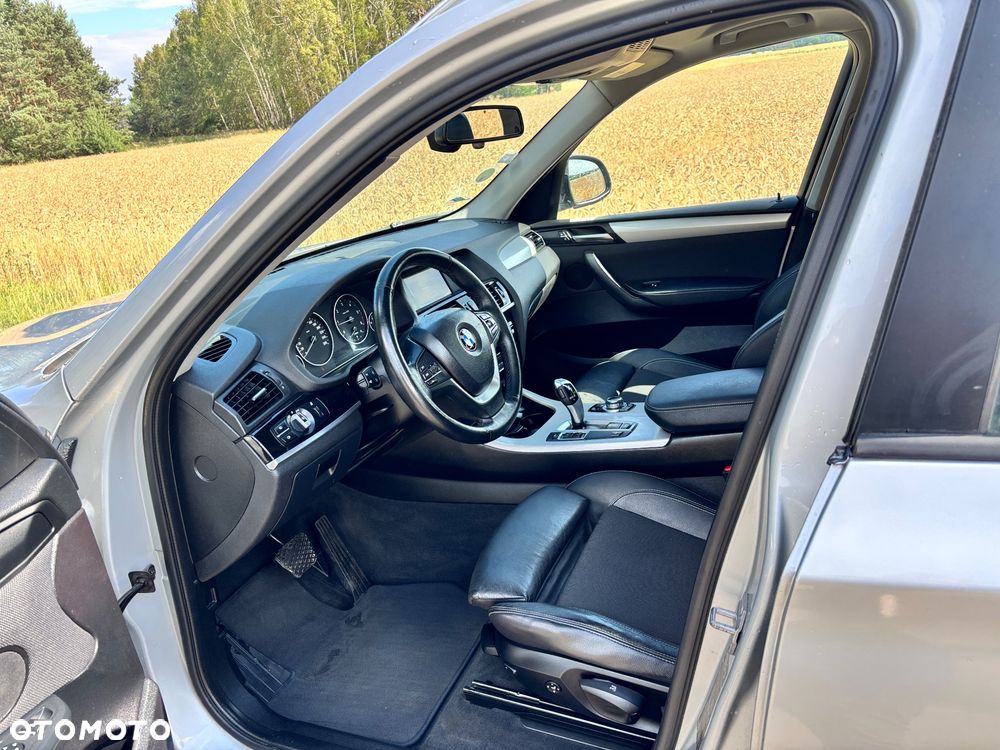 BMW X3 sDrive18d xLine - 13