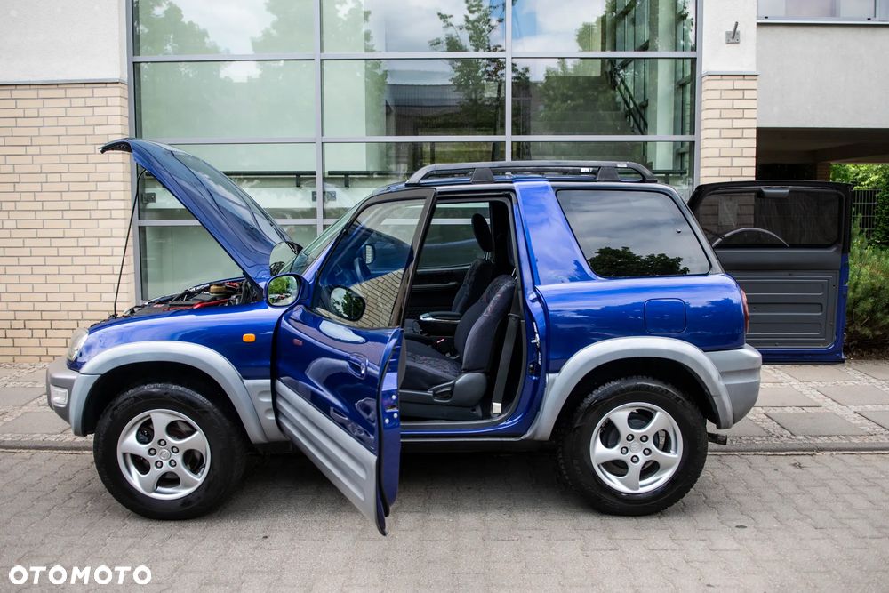Toyota RAV4 - 9
