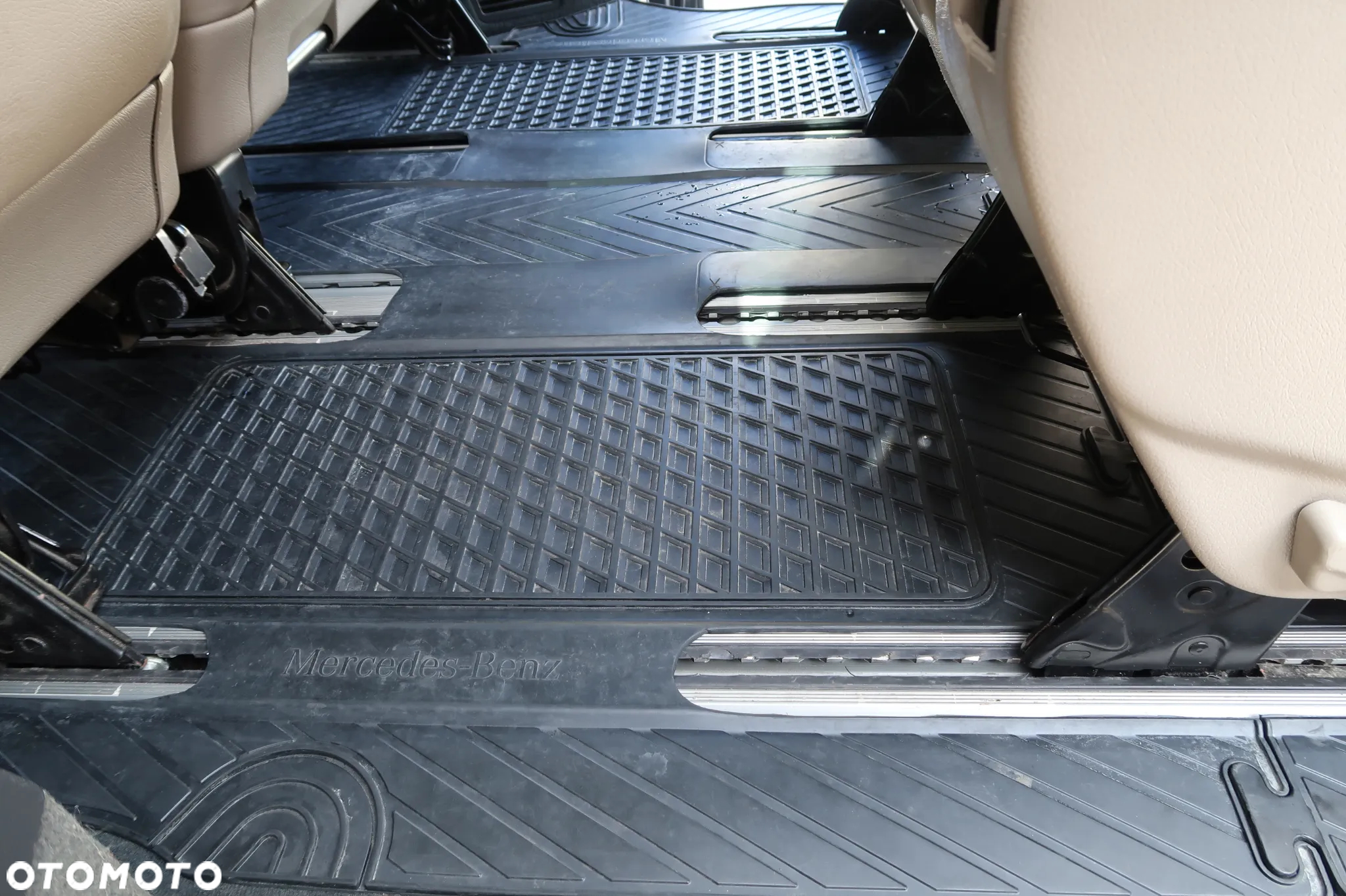 Mercedes-Benz Viano 3.0 CDI Ambiente (d³ugi) - 14