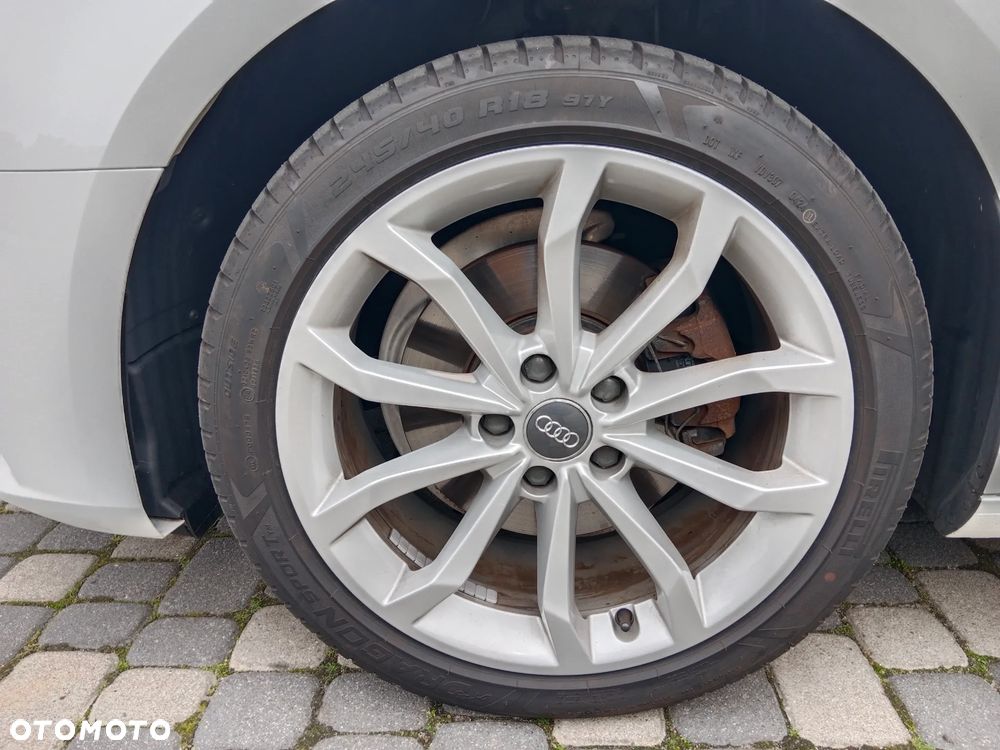 Audi A4 Limousine 1.4 TFSI Sport S tronic - 12