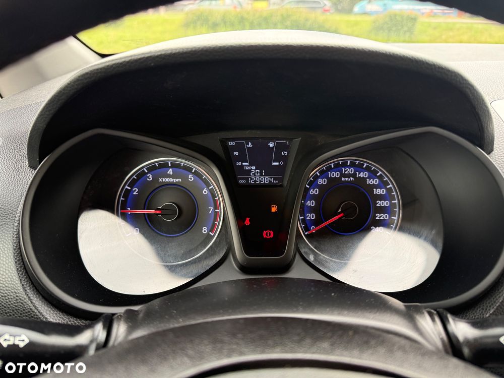 Hyundai ix20 1.4 Premium - 21