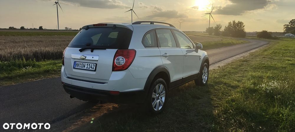 Chevrolet Captiva 2.4 2WD 7 Sitzer LS - 6