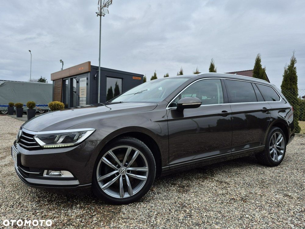 Volkswagen Passat - 16
