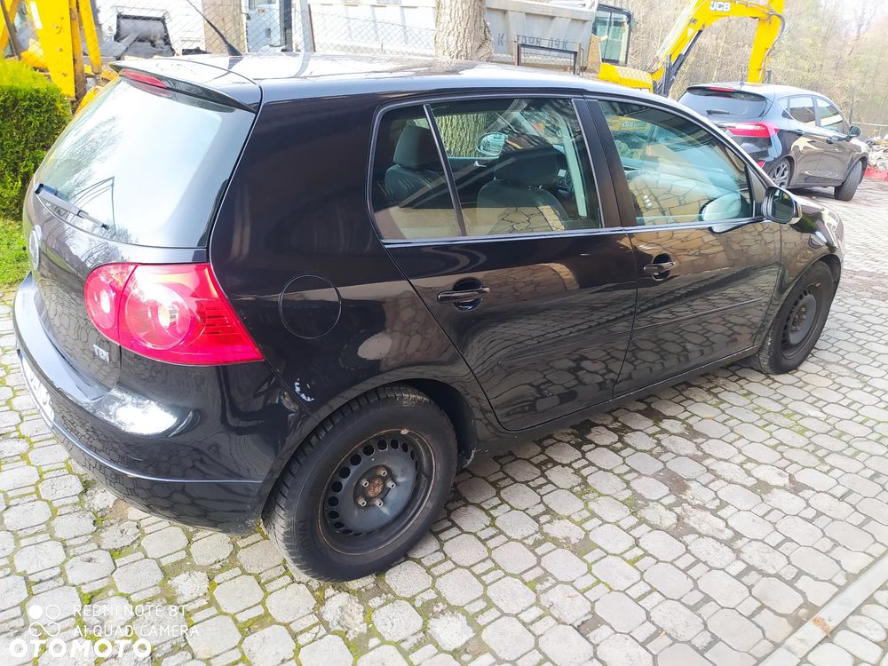 Volkswagen Golf - 2