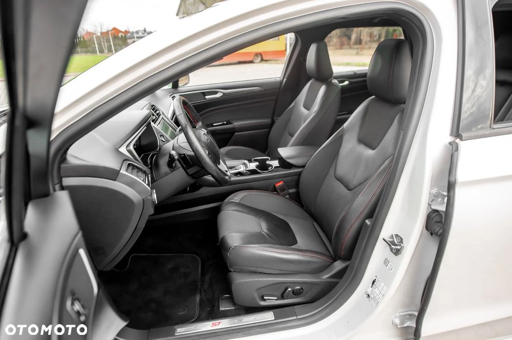 Ford Mondeo 2.0 TDCi PowerShift-Aut Allrad ST-Line - 6