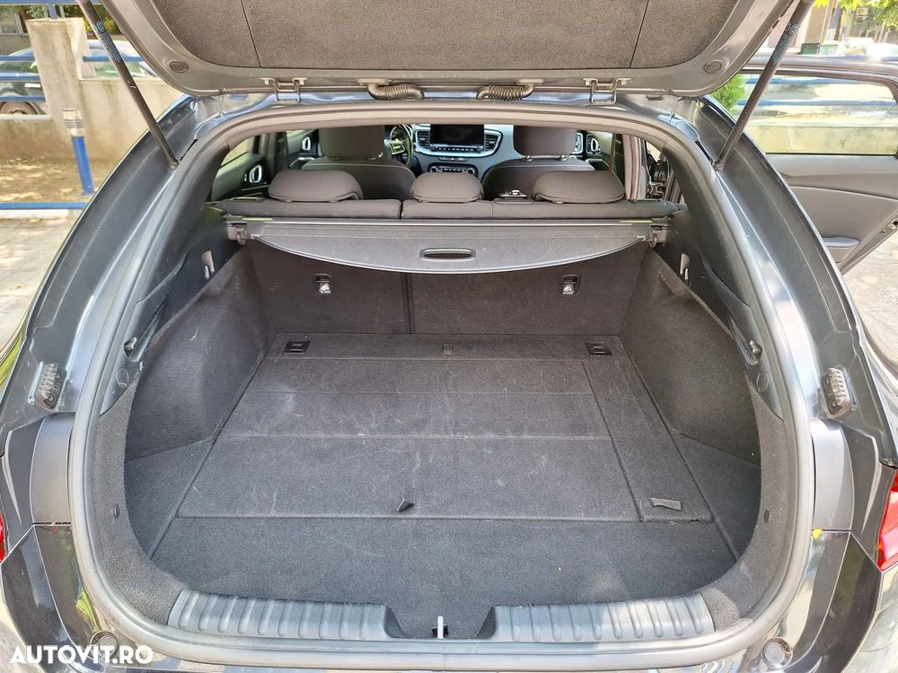 Kia Pro Ceed - 12