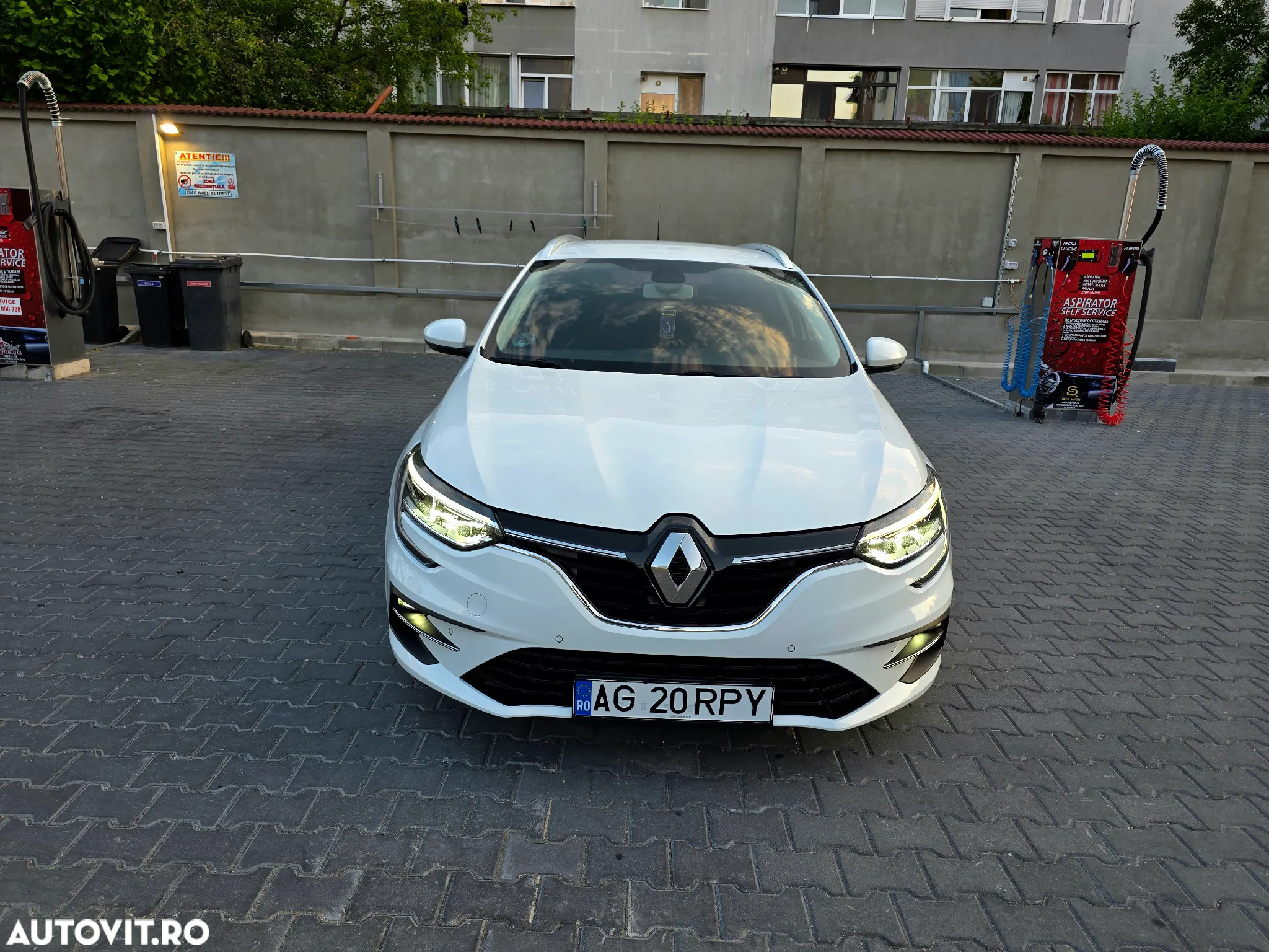 Renault Megane - 7