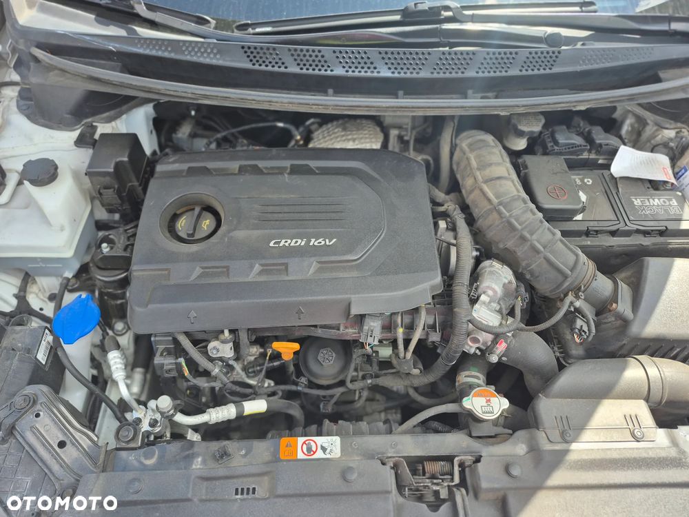 Kia Ceed 1.6 CRDi Smart - 17
