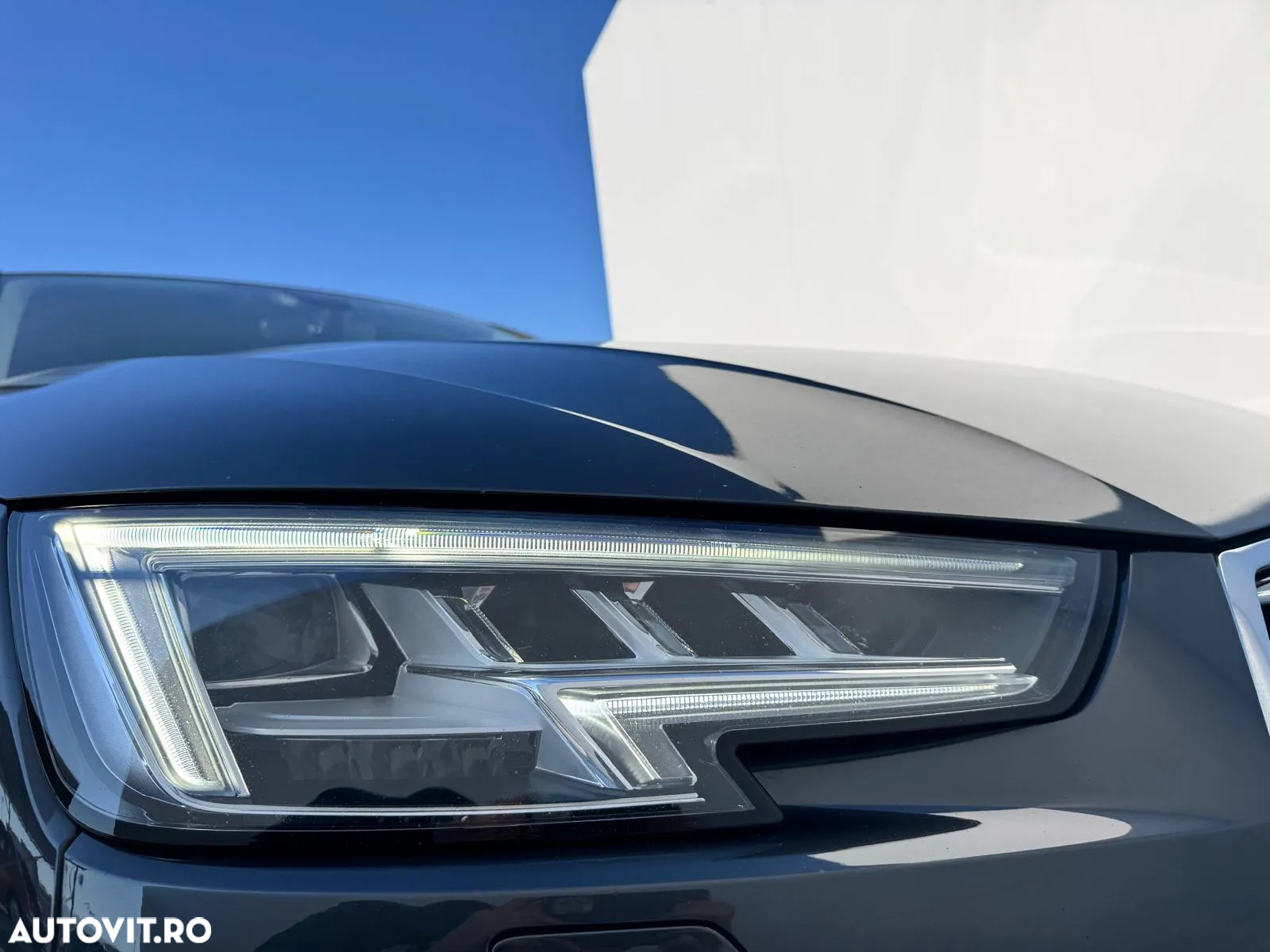 Audi A4 2.0 TDI S tronic - 10