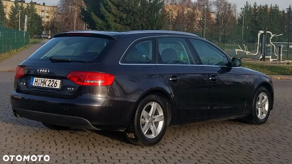 Audi A4 Avant - 4