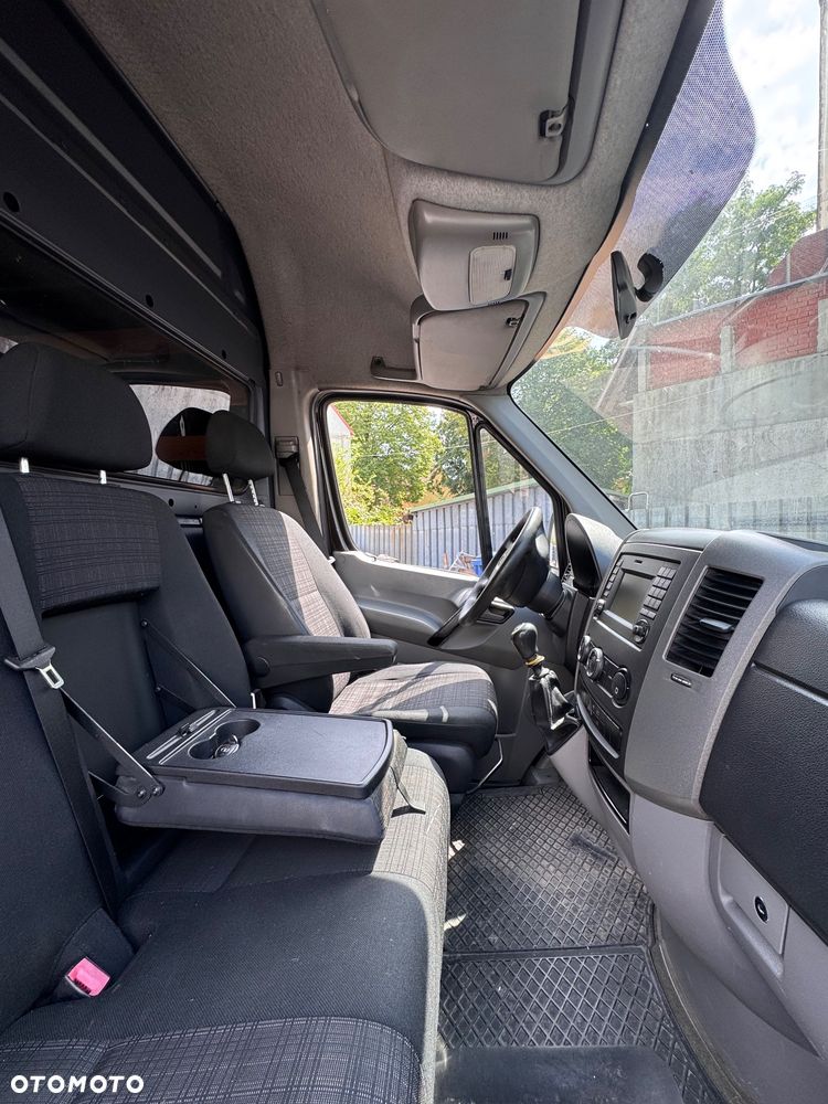 Mercedes-Benz Sprinter - 3