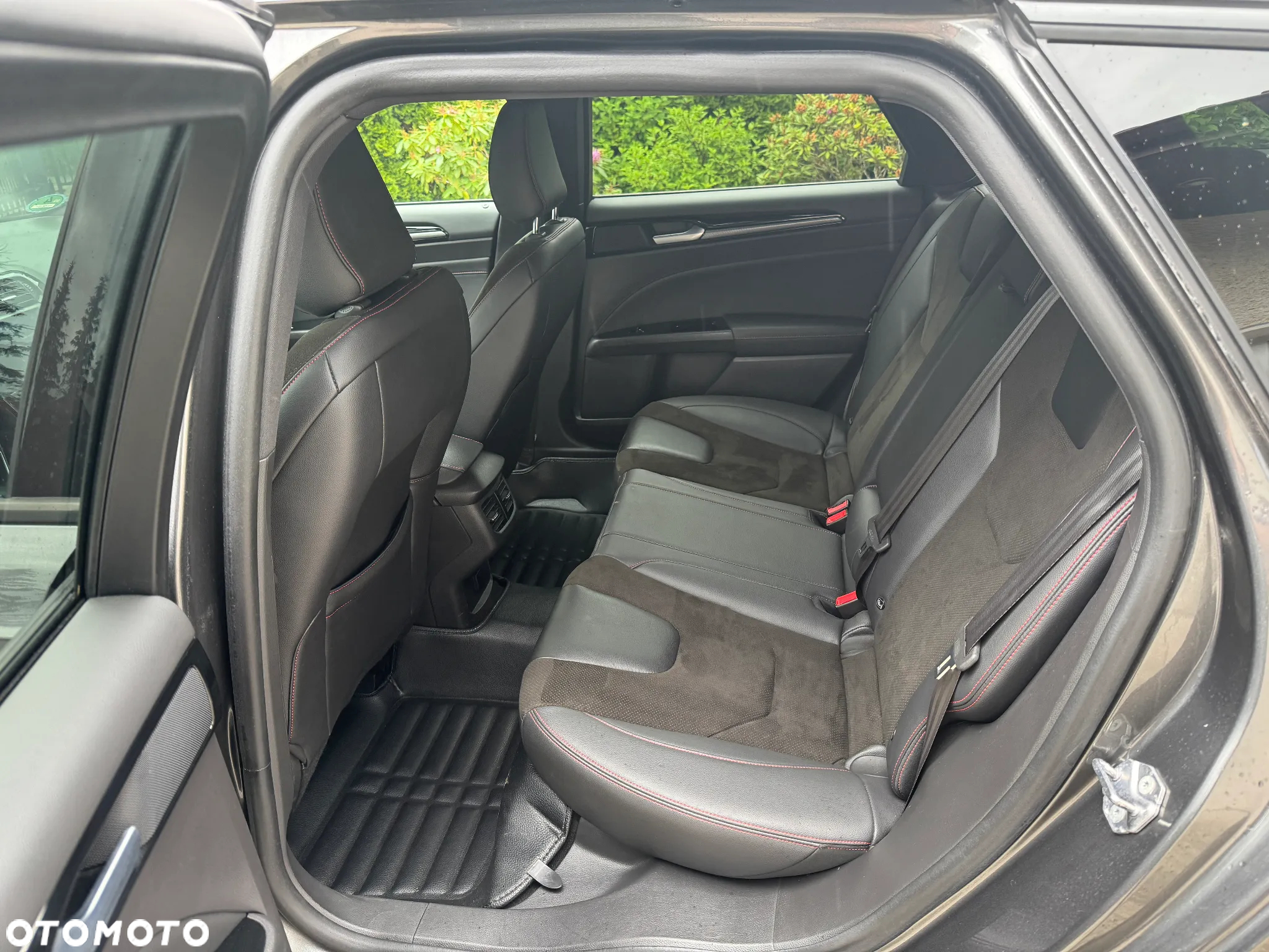 Ford Mondeo 1.5 EcoBoost ST-Line X - 11