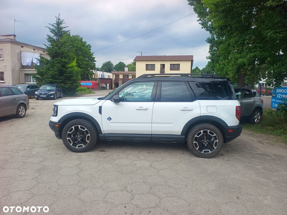 Ford Bronco - 4