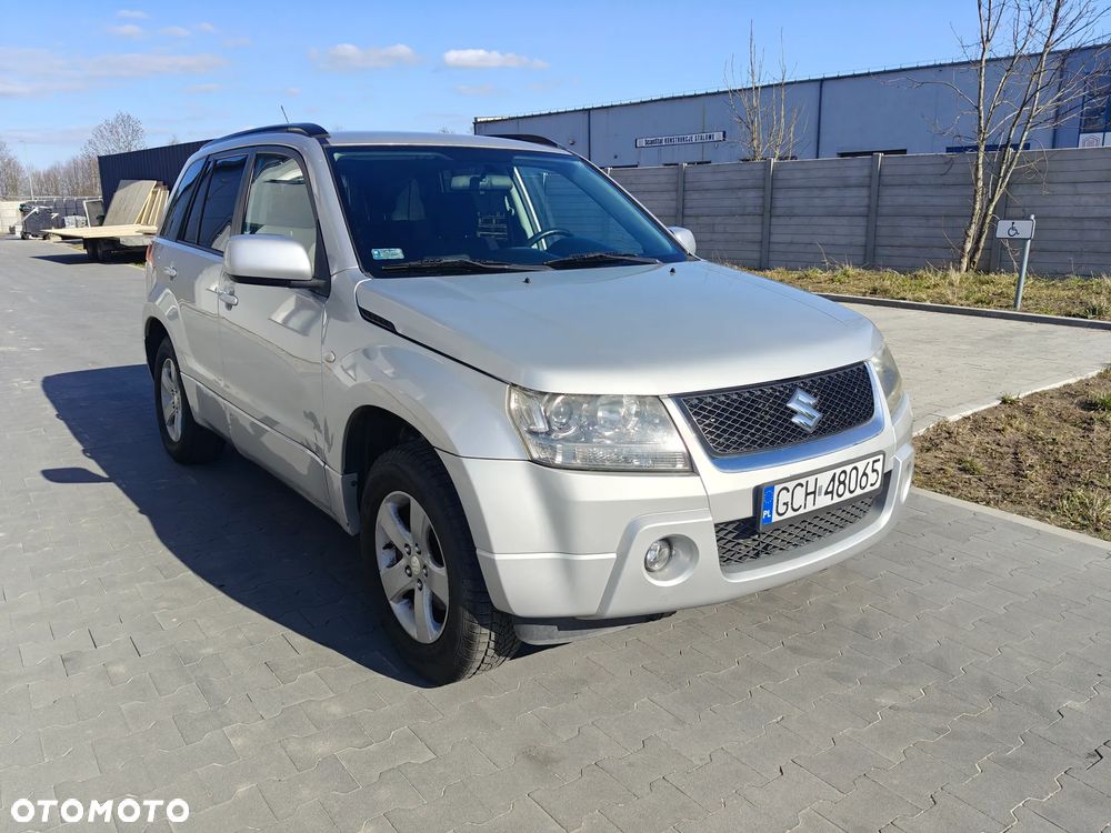 Suzuki Grand Vitara 2.0 De luxe - 10