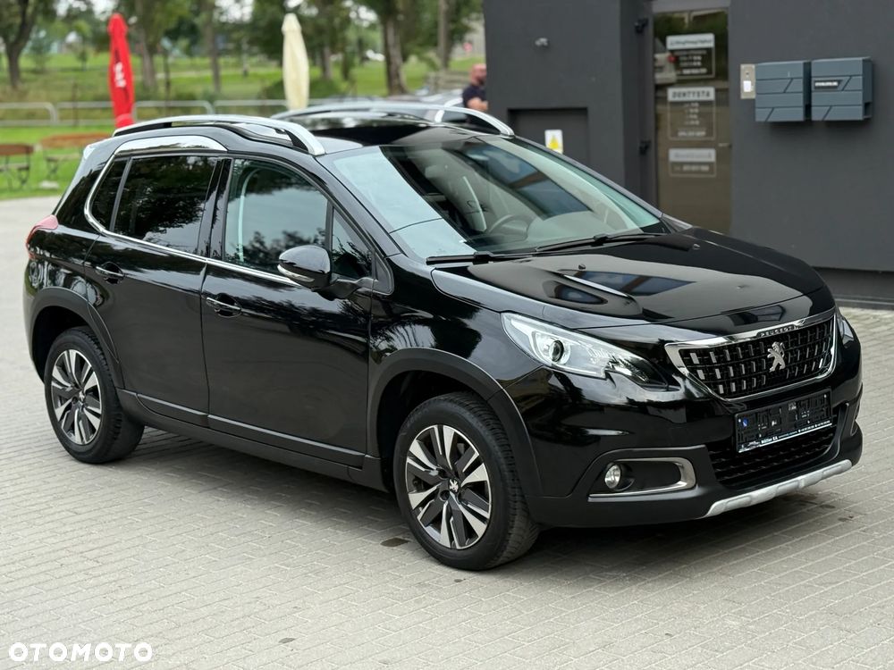 Peugeot 2008 1.2 PureTech Allure S&S - 3