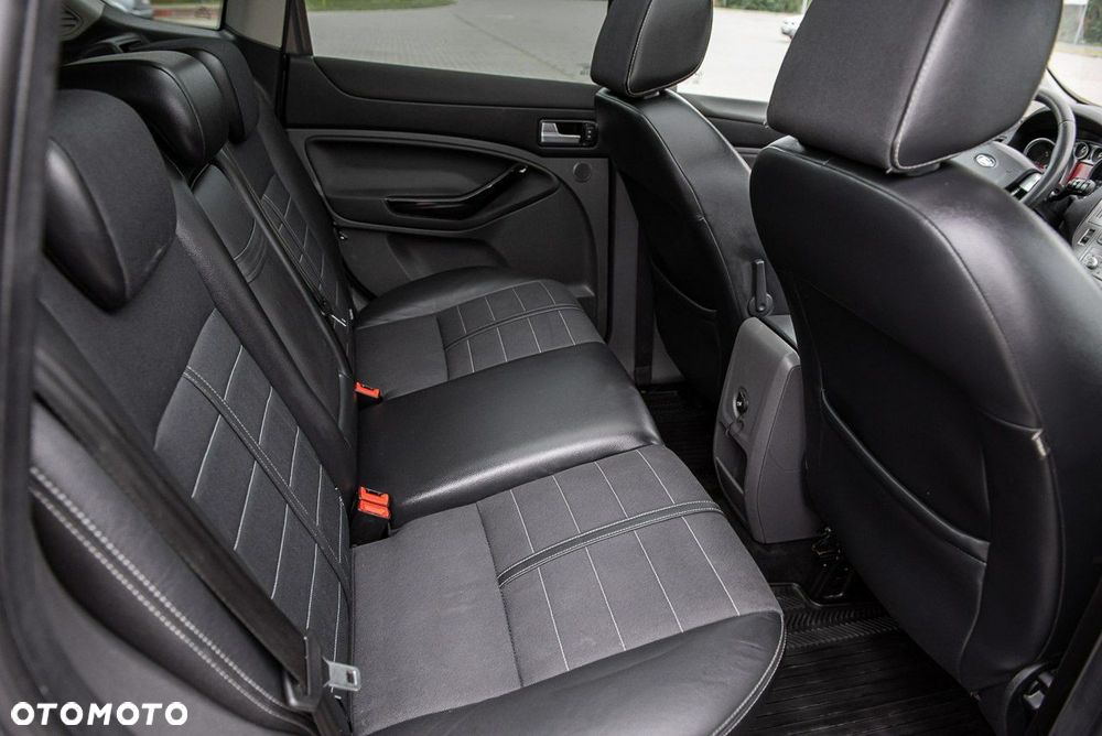 Ford Kuga 2.0 TDCi 4WD Titanium Plus - 9