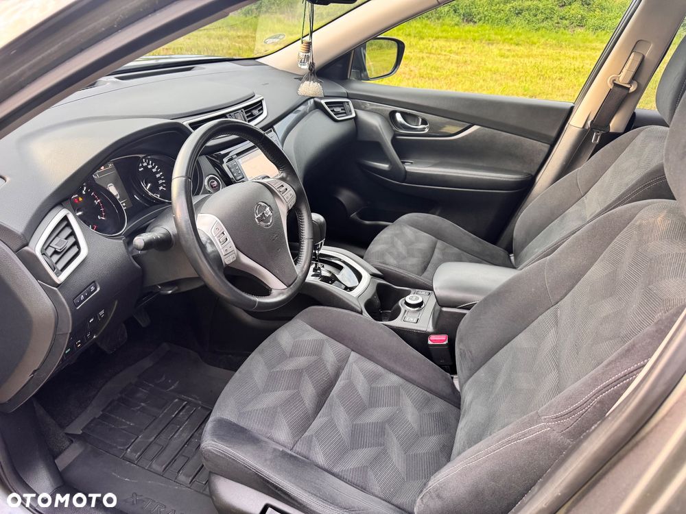 Nissan X-Trail 2.0 dCi Tekna 4WD Xtronic 7os - 13