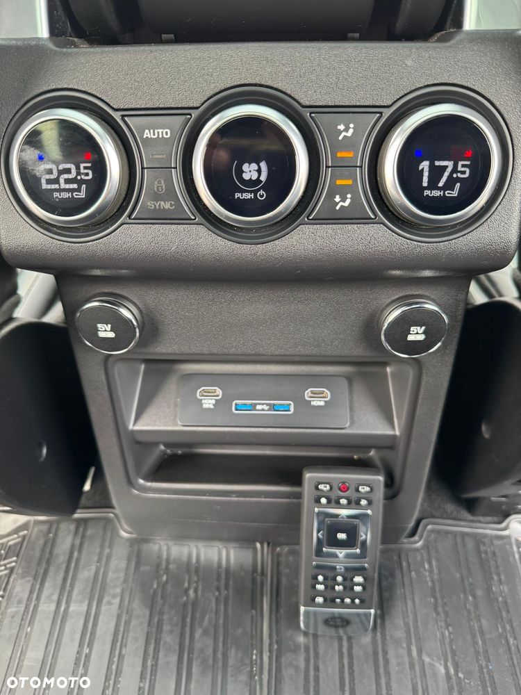 Land Rover Discovery 3.0 TD6 HSE Luxury - 10
