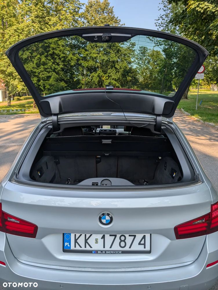 BMW Seria 5 528i xDrive Luxury Line - 20