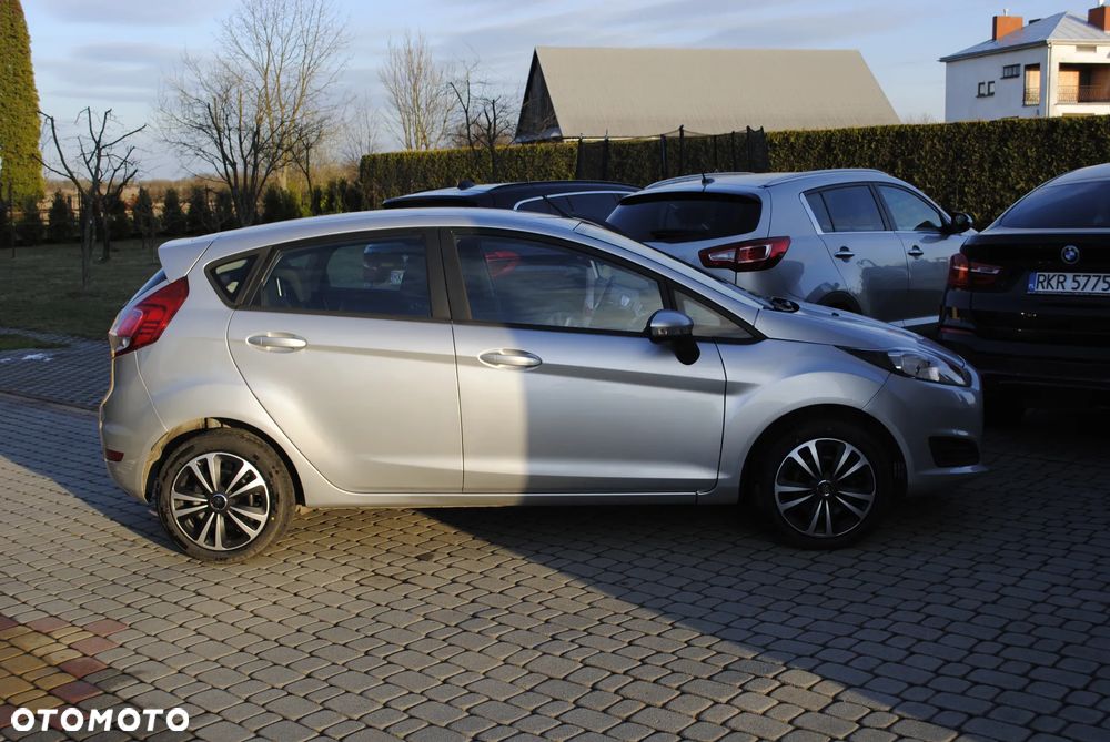Ford Fiesta - 10