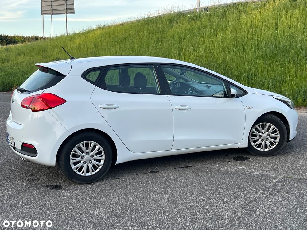 Kia Ceed 1.6 GDI Business Line - 4