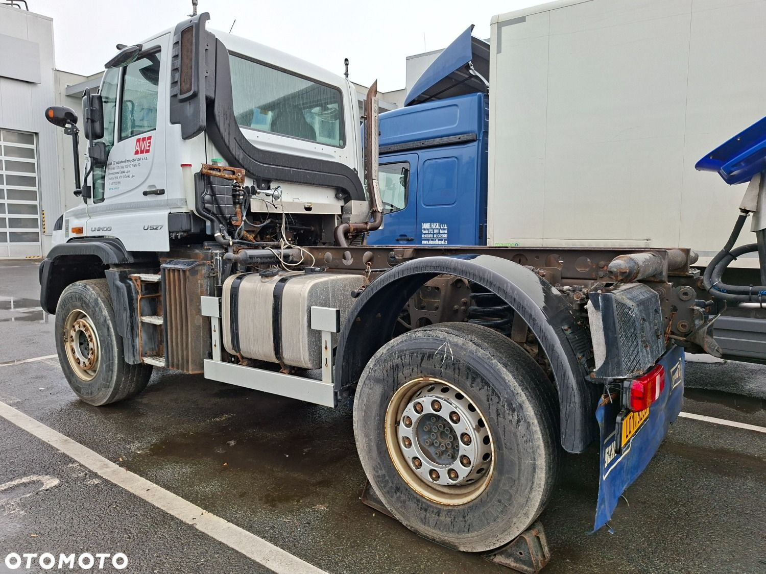 MIKANN Unimog U527 4X4 - 5