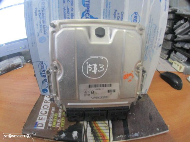 Centralina 0281011087 VOLVO V40 2002 1.9D 115CV 5P CINZA BOSCH - 1
