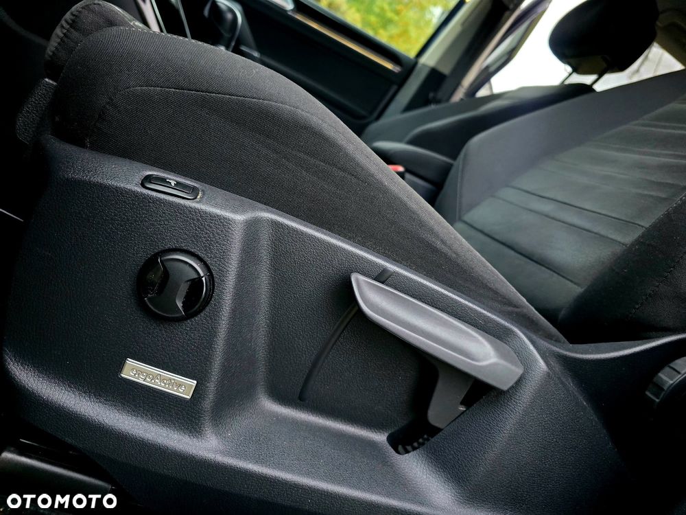 Volkswagen Touran - 7