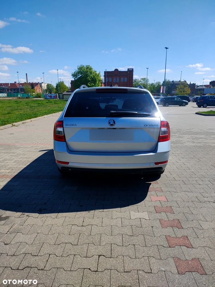 Skoda Octavia 1.6 TDI Style - 8