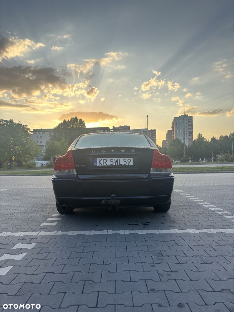 Volvo S60 2.4D Summum - 5