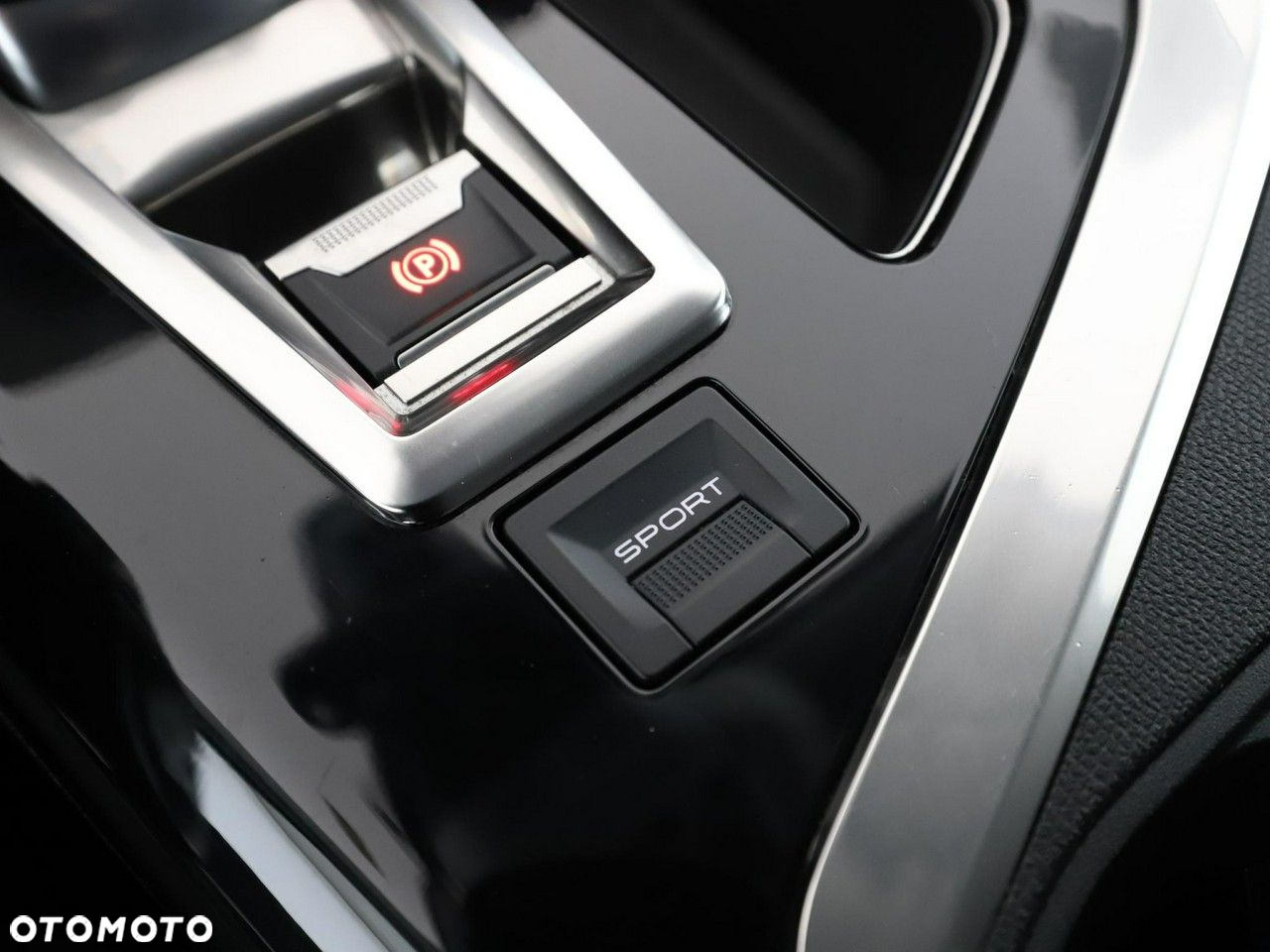 Peugeot 3008 1.5 BlueHDi Allure S&S EAT8 - 31