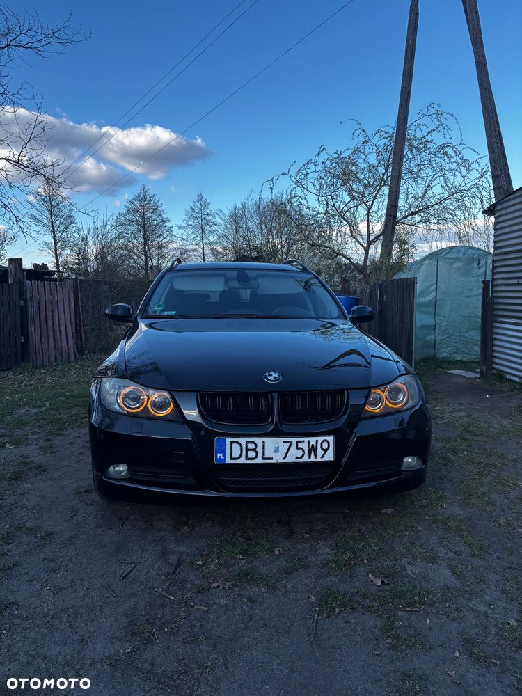 BMW Seria 3 320d - 1