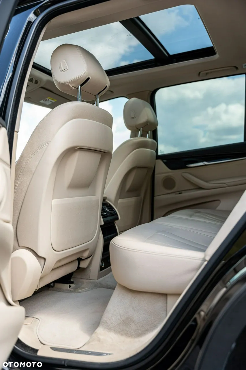 BMW X5 xDrive25d - 23