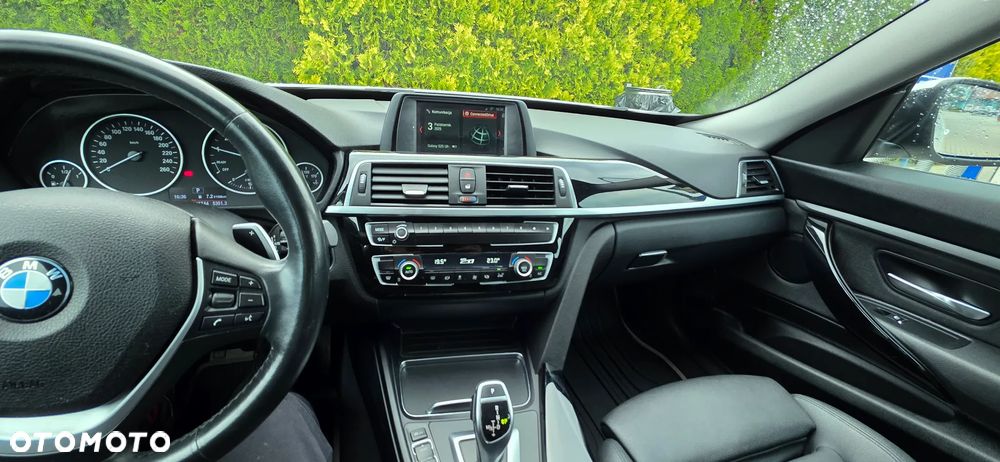 BMW 3GT 320i GPF - 13