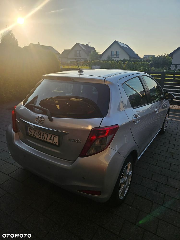 Toyota Yaris 1.0 Life - 4