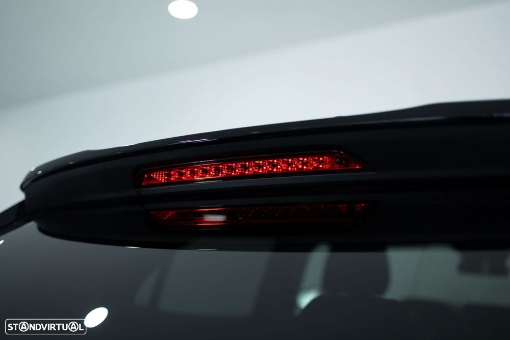 Peugeot 2008 1.2 Hybrid Allure e-DCS6 - 16