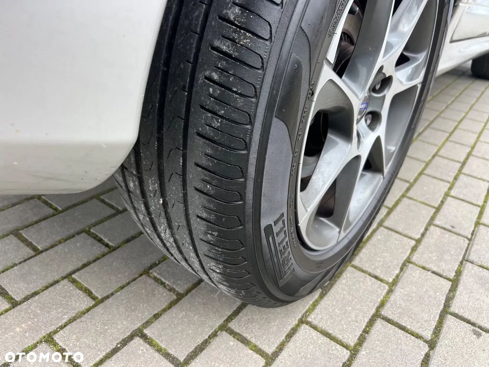 Volvo XC 60 D3 Drive-E Ocean Race - 7